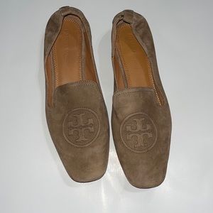 Tory Burch flat shoes size 9.5